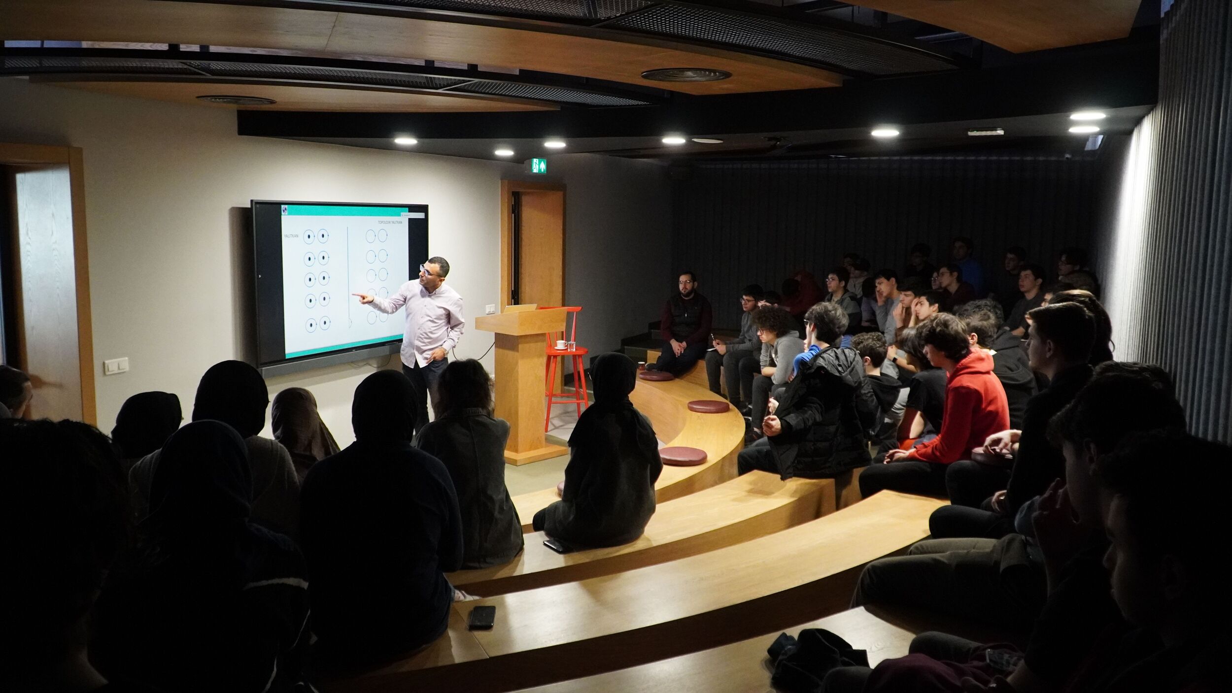 Mahfel Buluşmaları: Süper İletkenlik Çalışmalarının Hayatımıza Etkisi