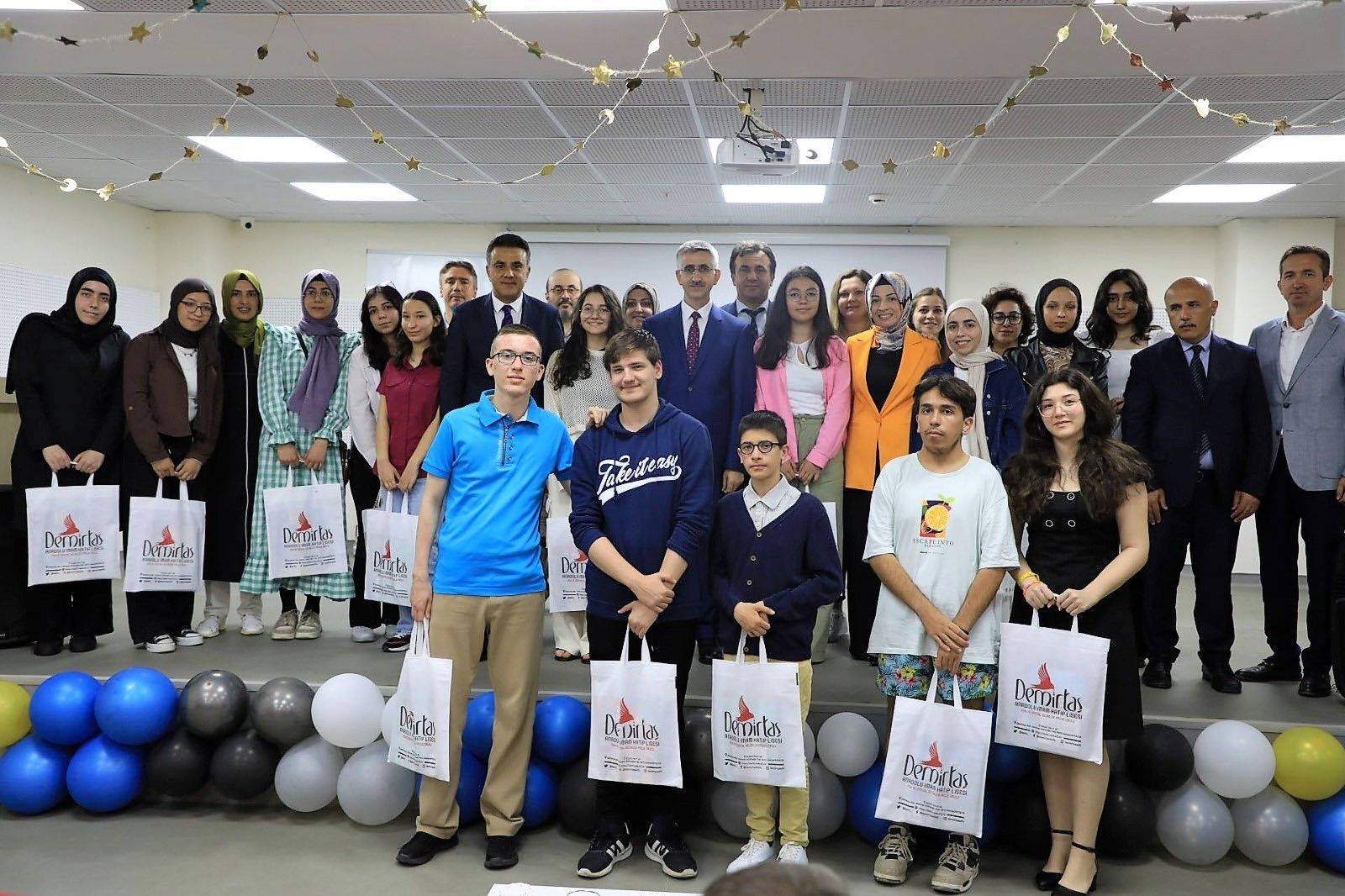 Geleceğe Dokun Liseler Arası Ulusal 2. Bilim Kurgu Öykü Yarışması