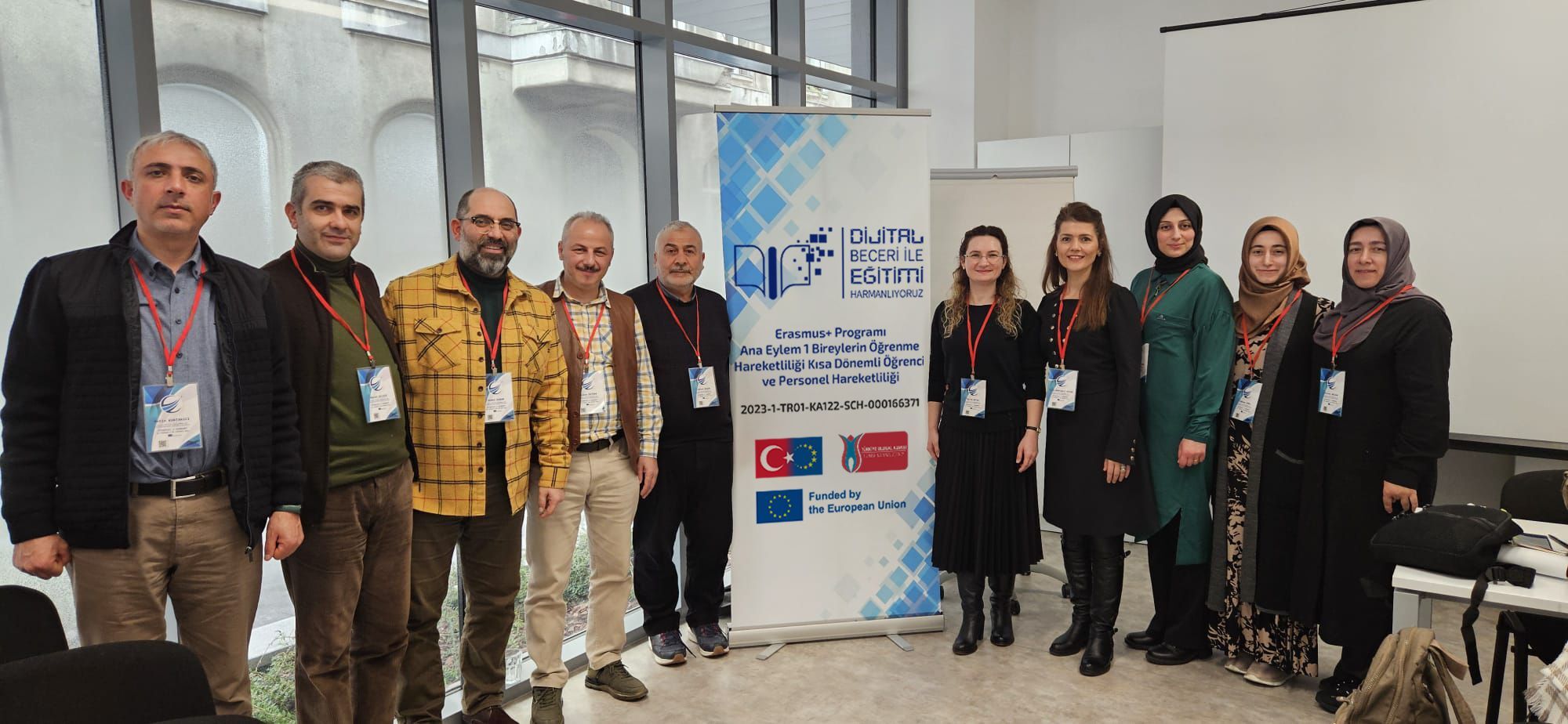 Dijital Beceri ile Eğitimi Harmanlıyoruz