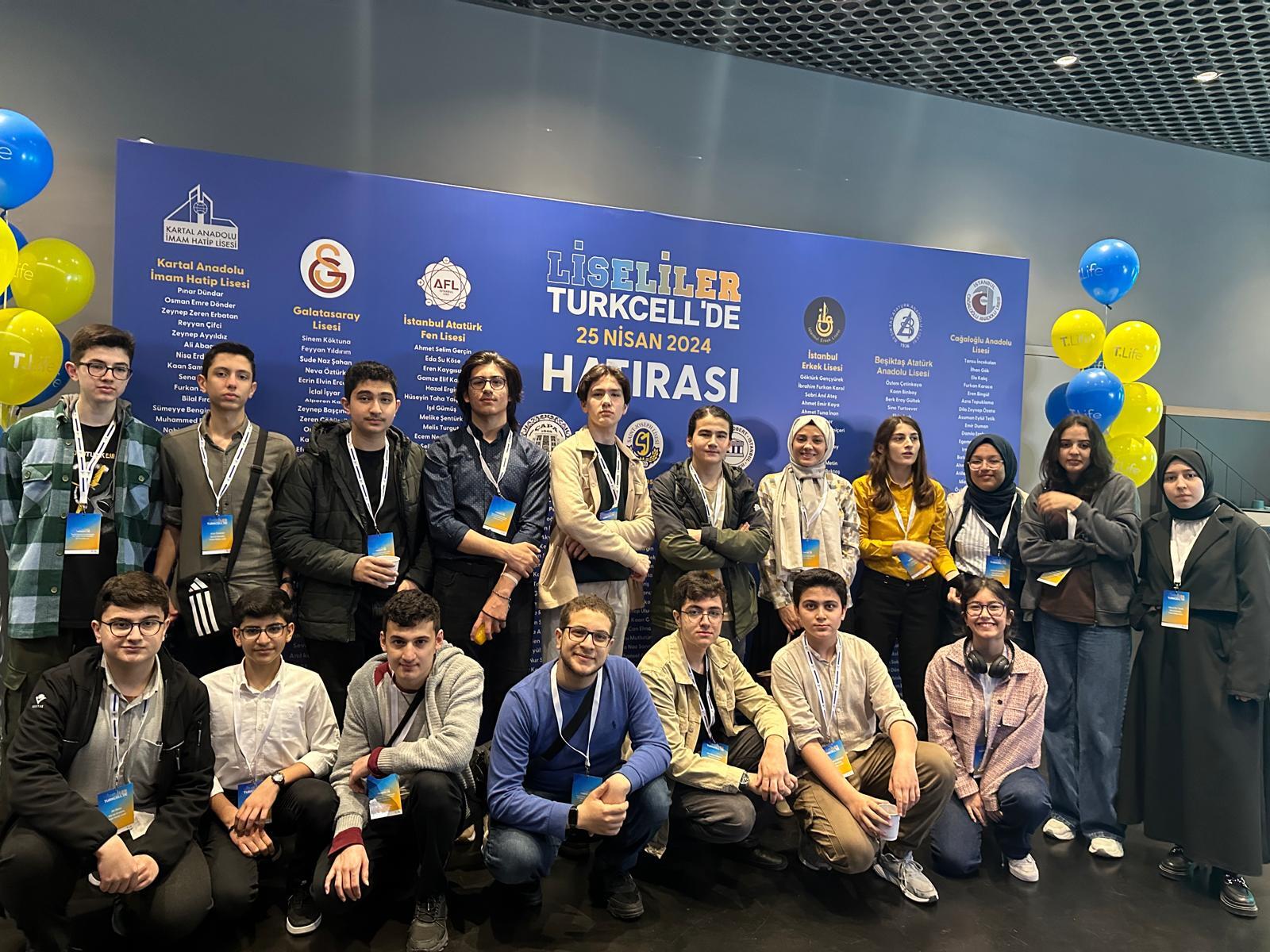 Liseliler Turkcell’de